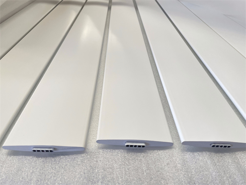 Manufacturer of High Performance PVC Plantation Shutter Componment 3.5inch Louver/blade/louvre