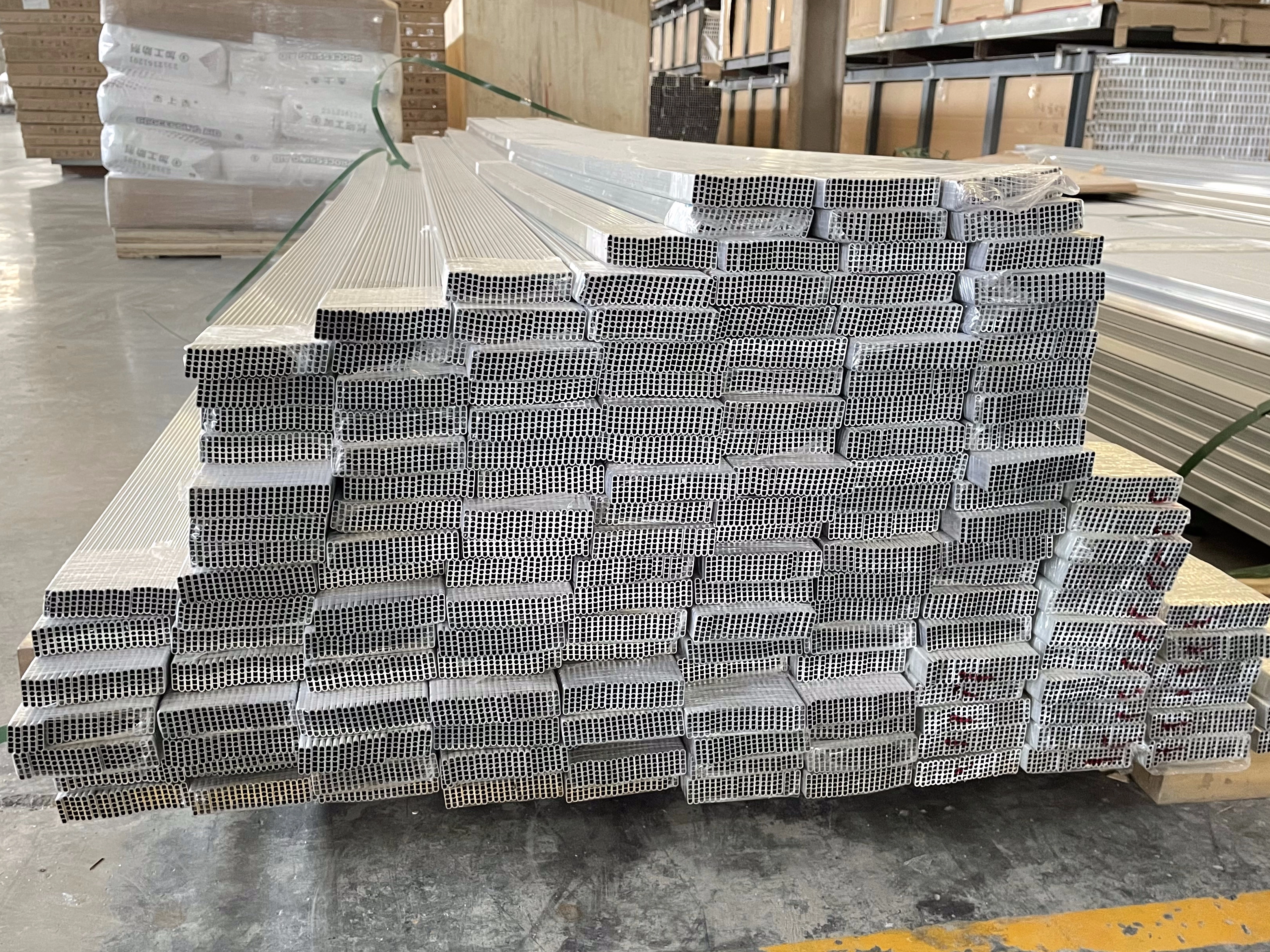 Factory Direct Durable Bright 4.5inch Reinforced Louver for PVC Plantation Shutters 