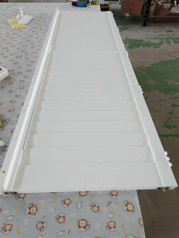 Supplier And Manfacturer of Polymer Venetian Blinds Polymer Shutters From China