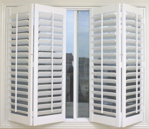 What are venetian blinds and how do they work?