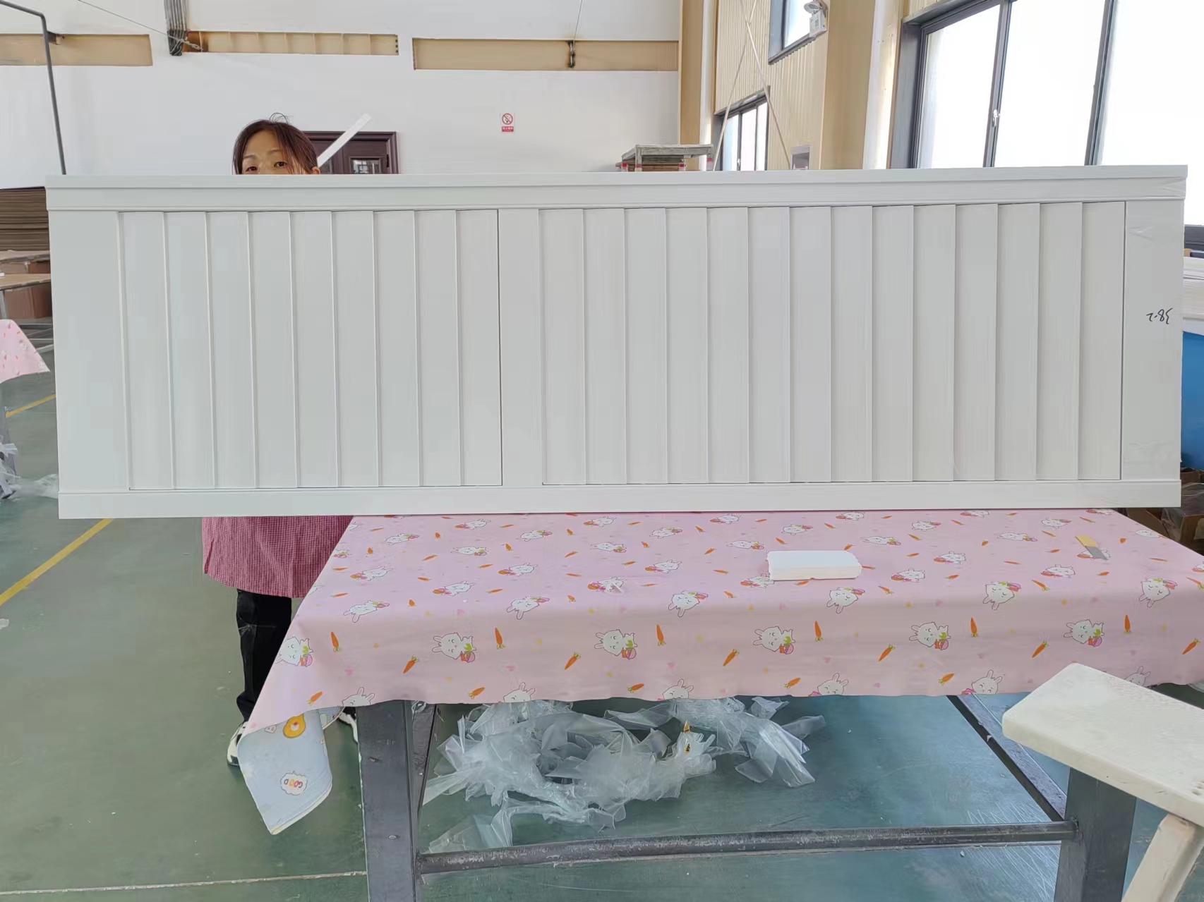 California Style PVC Plantation Shutter Assembling